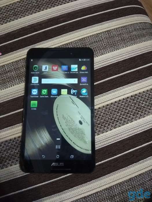 Продам планшет Asus fonepad 8 + флешка 32 Гб+ OTG адаптер и клавиатура, фотография 5