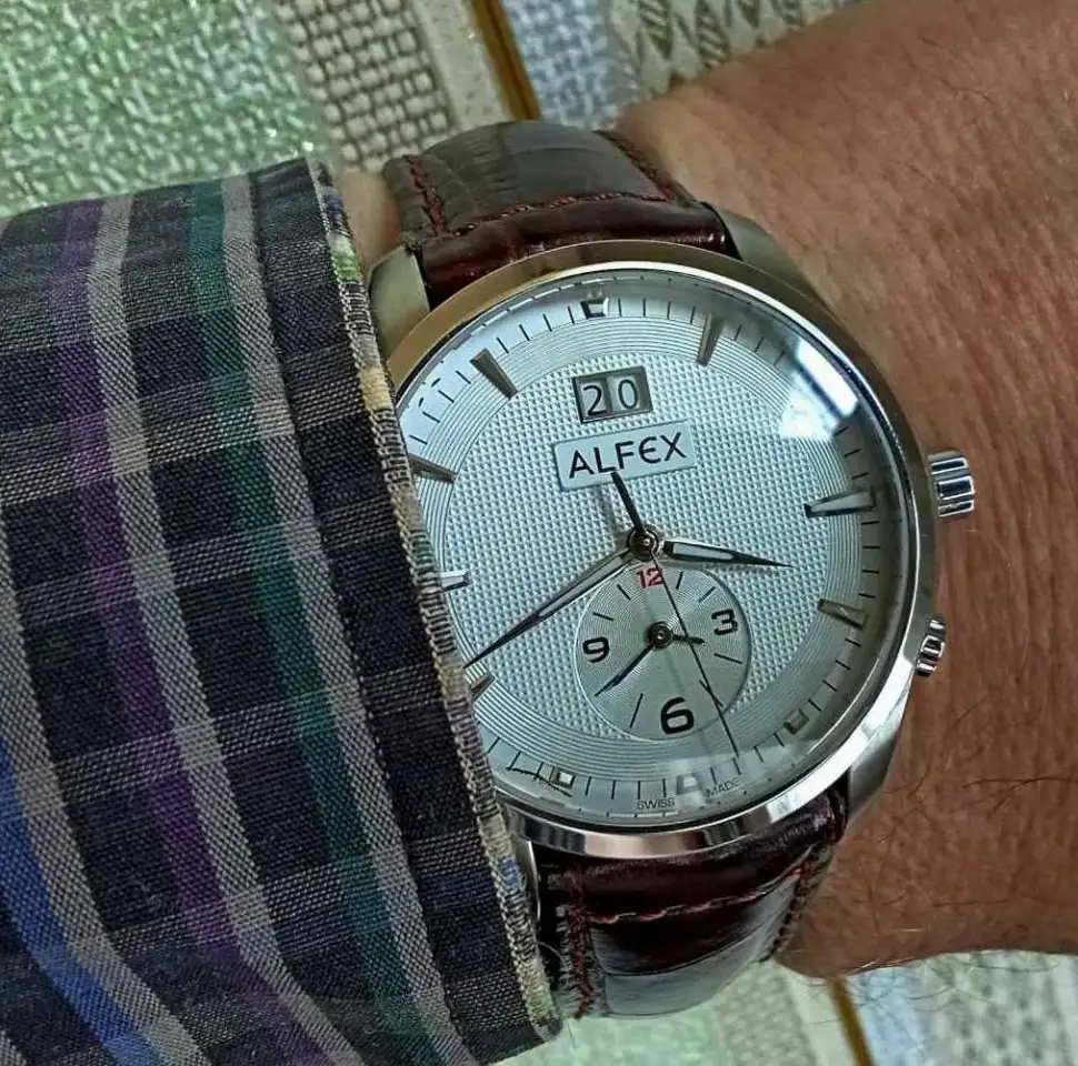 Мужские новые Alfex swiss made кварц,42mm, GMT  большая дата, фотография 9