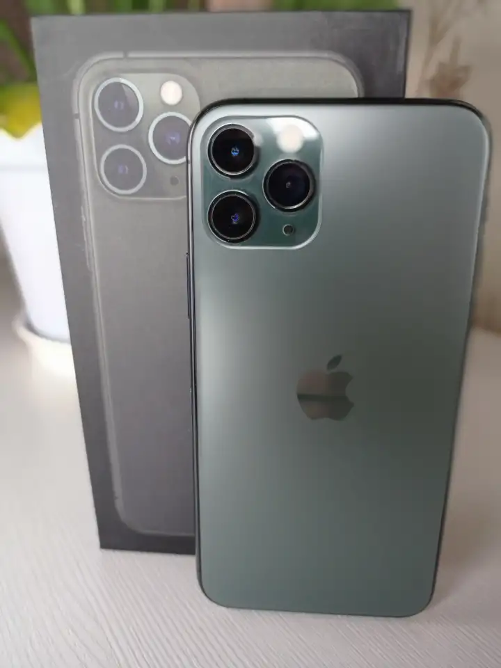 Apple iPhone 11 Pro на 512 гб, фотография 2