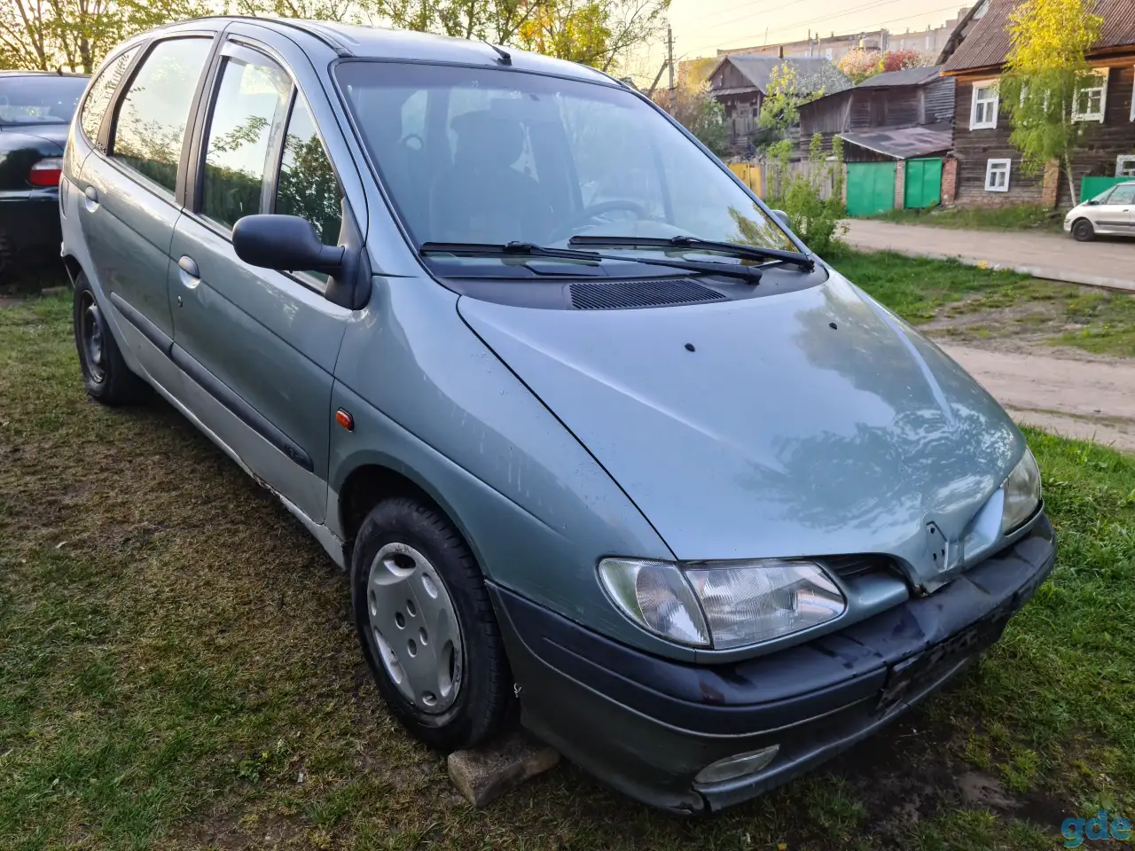 Renault Scenic 1.9 по запчастям на полном ходу, фотография 1