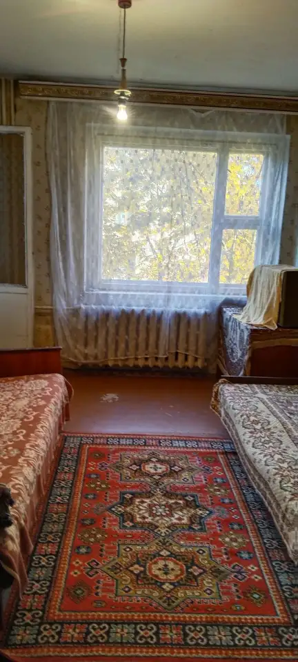 Продажа 3 комнатной квартиры, фотография 3