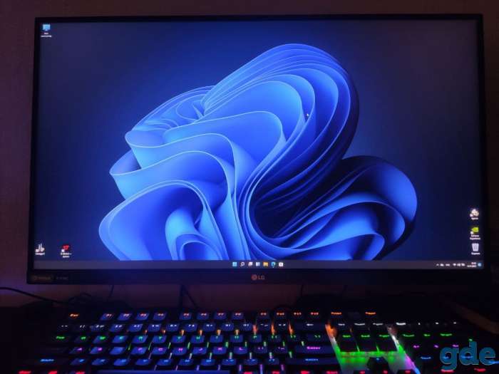 LG UltraGear 27GL83A-B, фотография 1