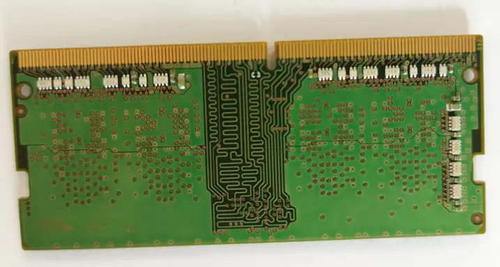 Оперативная память Samsung 4GB DDR4 SODIMM PC4-21300 M471A5244CB0-CTD, фотография 2