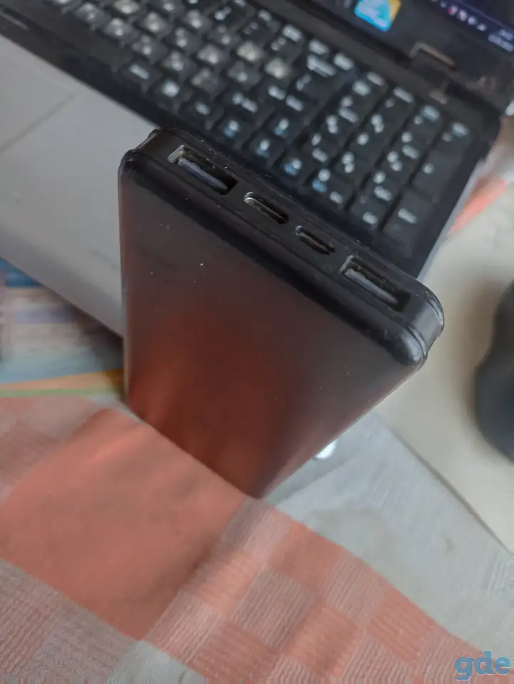 Pawer bank 10000 mAh 4 разъёма output 5V 2.1A павербанк., фотография 1