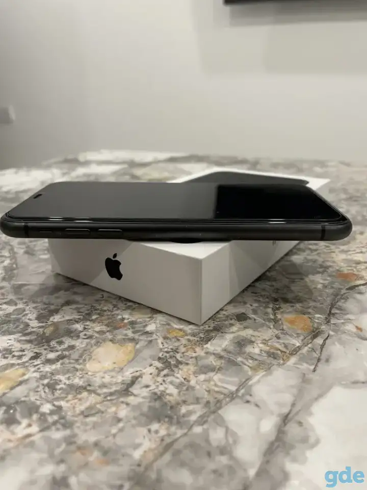 Смартфон Apple iPhone 11 64GB (черный), фотография 5
