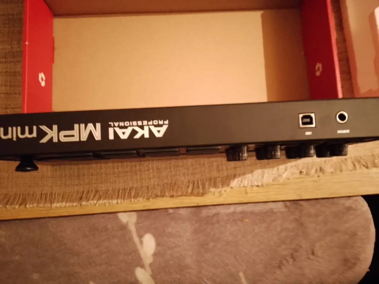 Mpk mini akai синтезатор, фотография 4