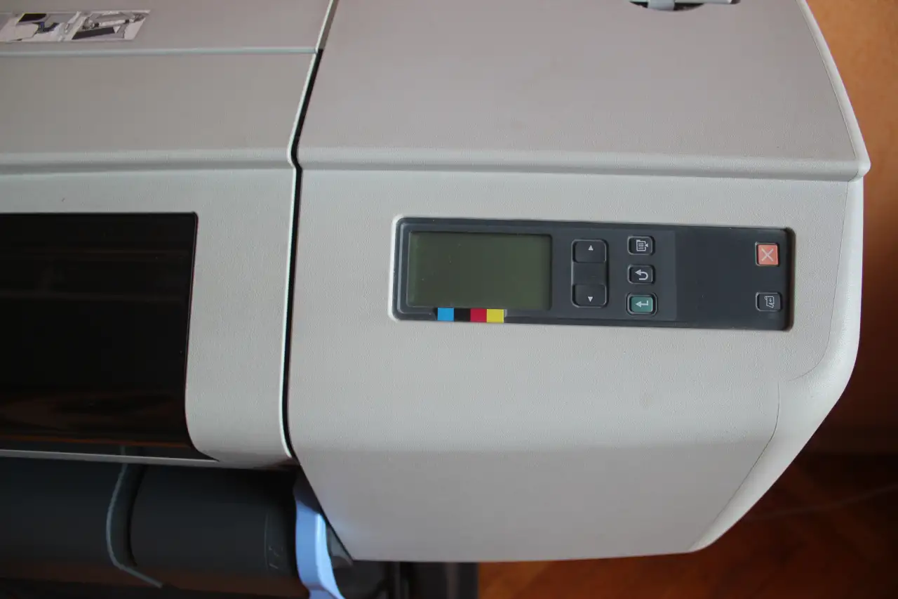 Широкоформатный струйный плоттер HP DesignJet 510, фотография 2