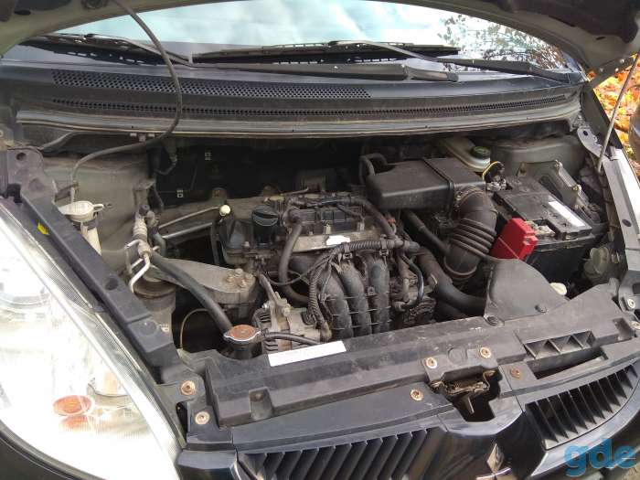 автомобиль Mitsubishi Colt 2008, фотография 11
