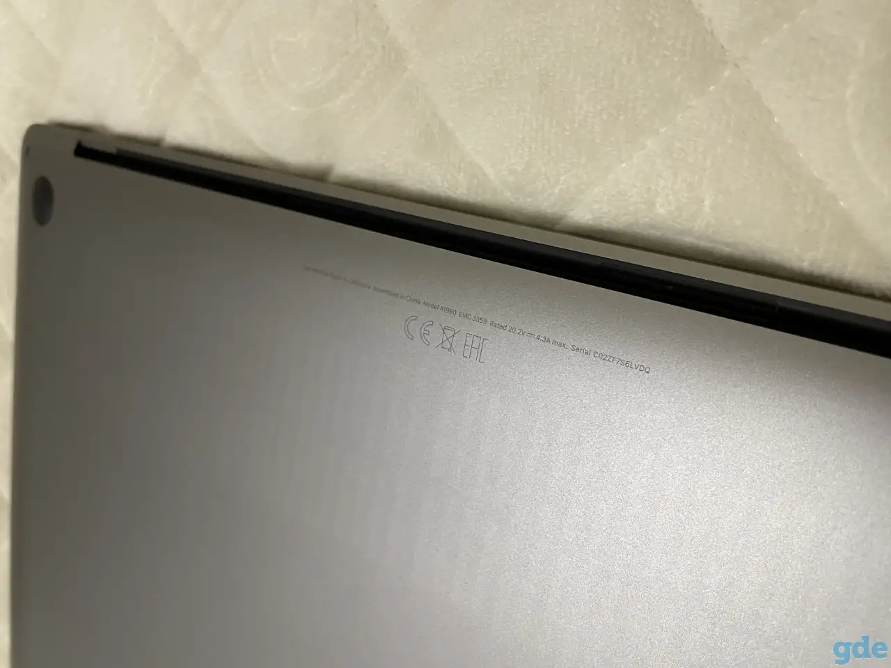 Apple MacBook 15 Touch Bar(2019) б/у, фотография 3