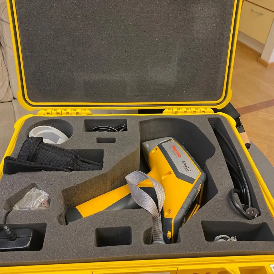 Thermo-Scientific Niton XL2 R - Handheld Metal Analyzer, фотография 3