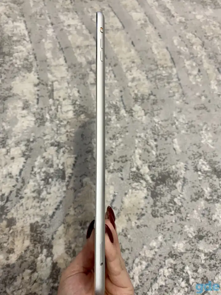 Планшет Apple iPad Air, фотография 3