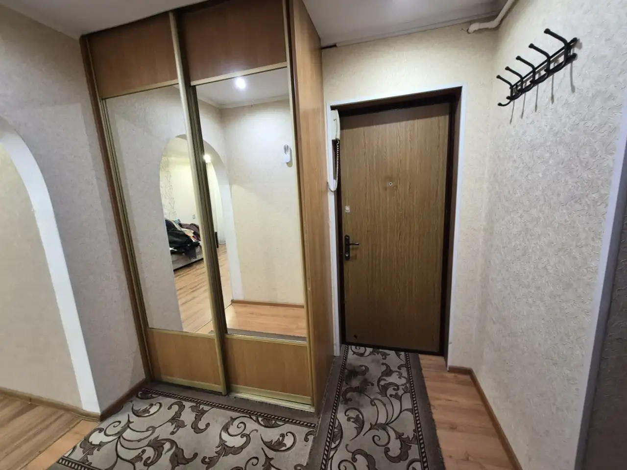 Сдам 2-х комнатную квартиру на длительный срок, Калинина 13, фотография 6