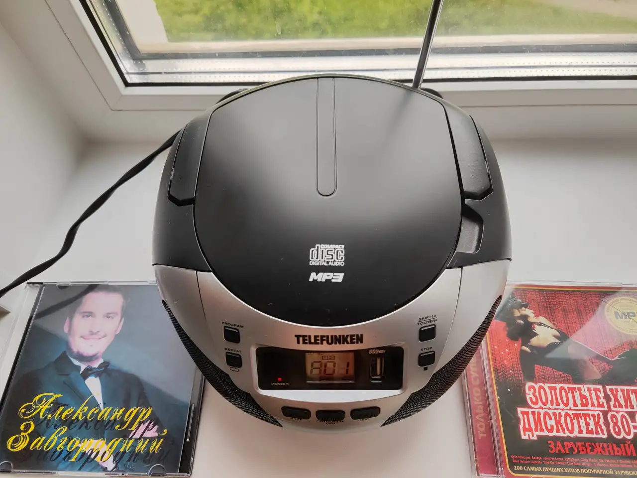 Стереомагнитола TELEFUNKEN-CSRP3447 c CD, фотография 1