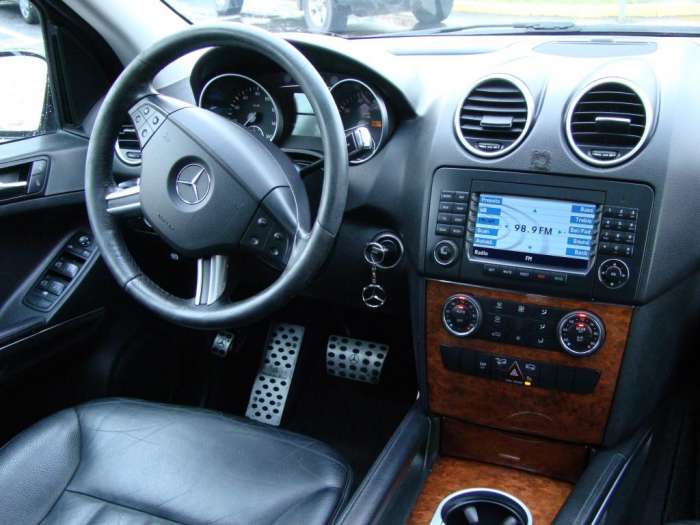 Роскошный, надёжный Mercedes ML-klasse W164 4 Matic, фотография 9
