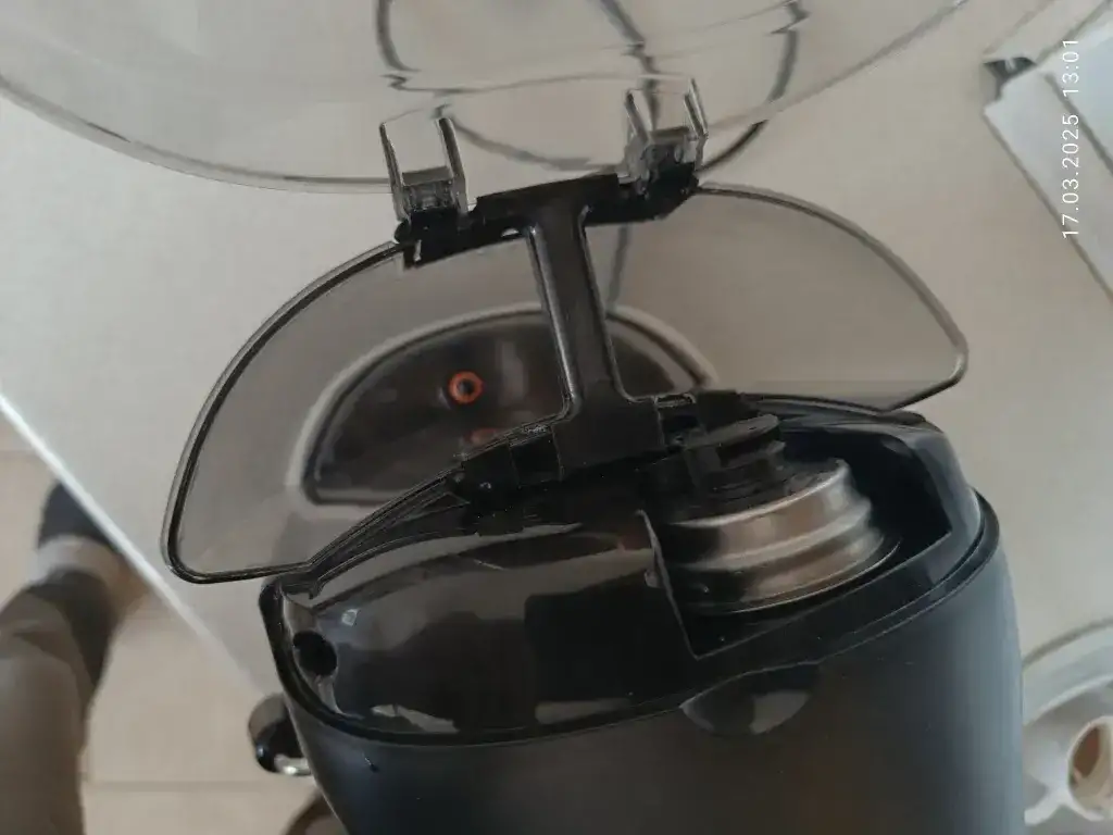Кофемашина DeLonghi EC-220.CD с капучинатором, фотография 5