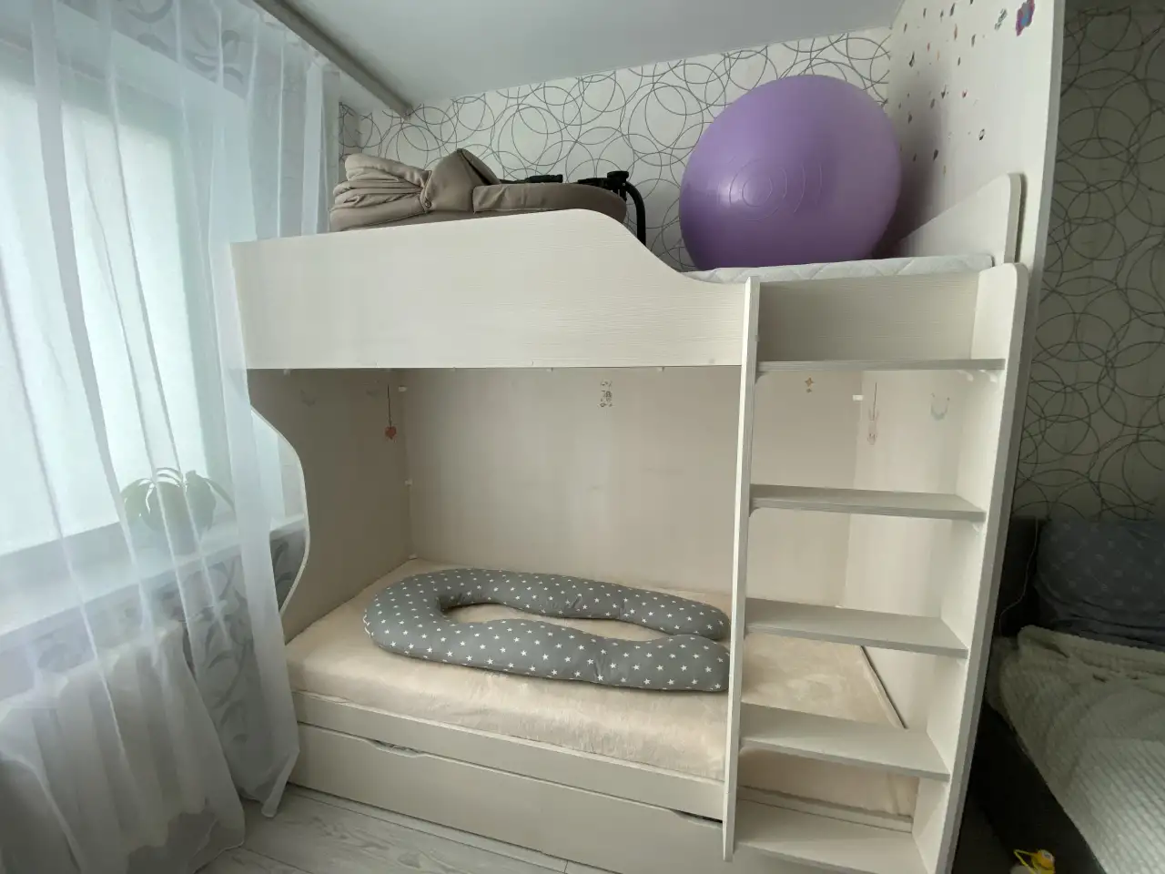 Двухъярусная кровать, фотография 1