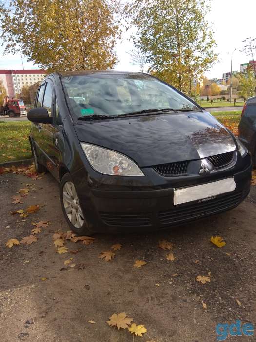 автомобиль Mitsubishi Colt 2008, фотография 2