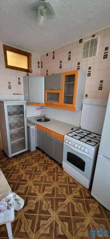 Срочно продам 2х комнатную, тихий центр, ул Зеленая дом 11, фотография 4