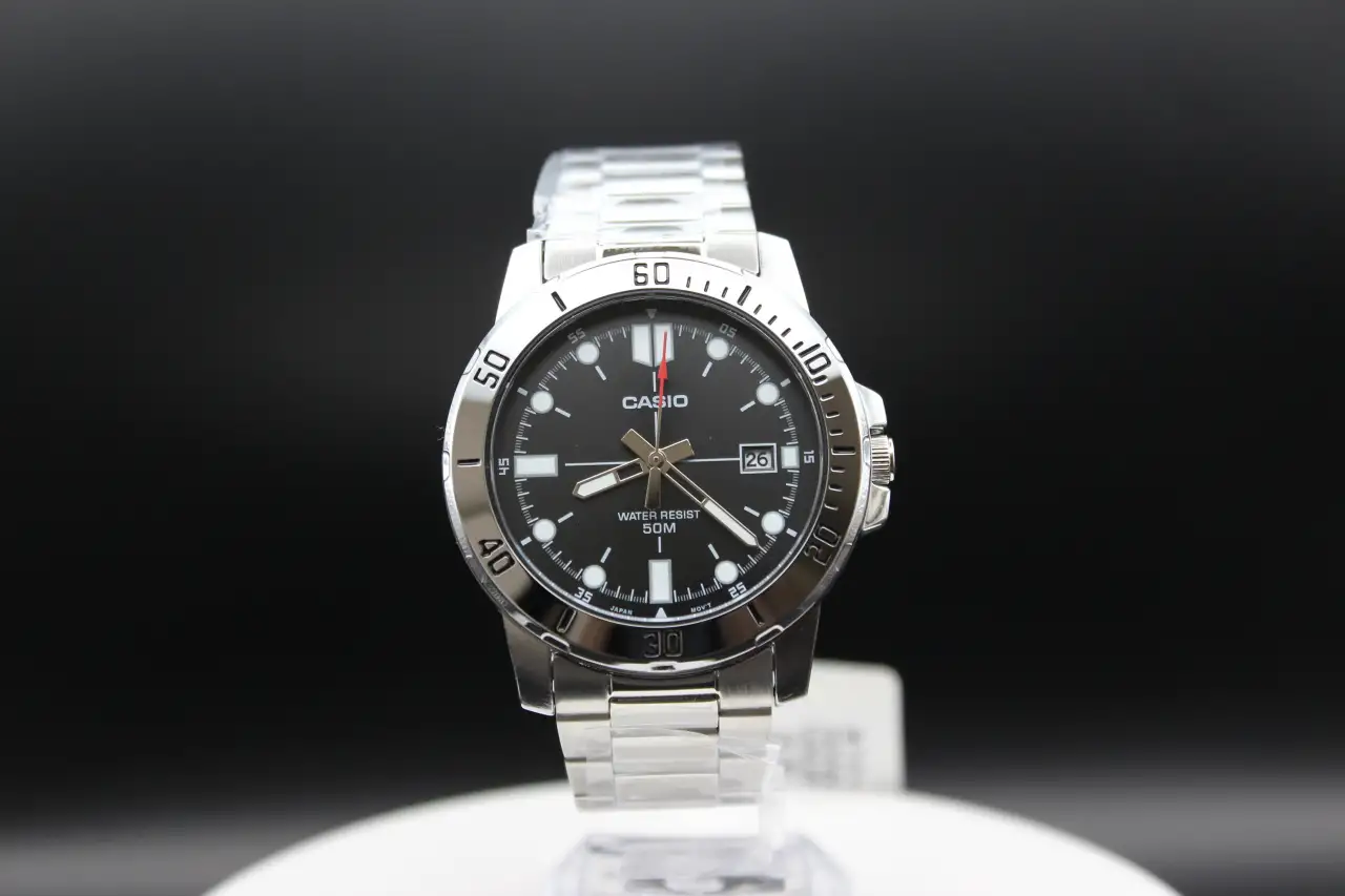 Японские наручные часы Casio Collection MTP-VD01D-1E, фотография 1