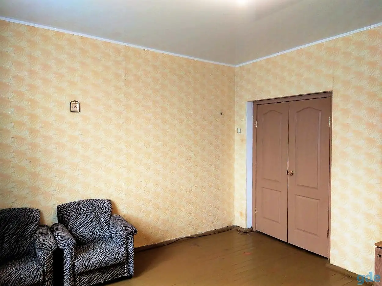 Продам 3-х комнатную квартиру в центре поселка Новоколосово срочно, фотография 2