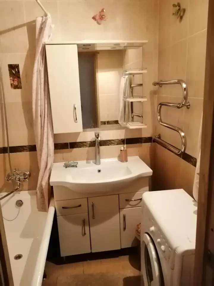 Продается 3-х комнатная квартира, район. а\г Лошаны ул.Советская д11, фотография 8