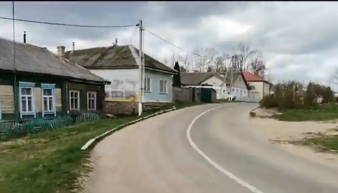 Продается 3-х комнатная квартира в центре Городка без удобств, фотография 3