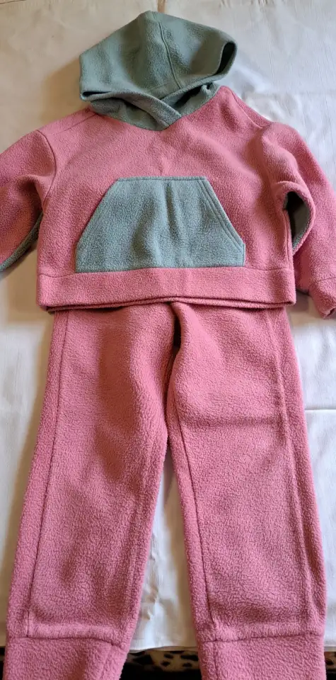 Костюм теплый с капюшоном на девочку 3-4лет, б.у, фотография 1
