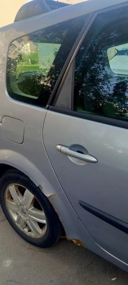 Renault Grand Scenic 2005, фотография 10