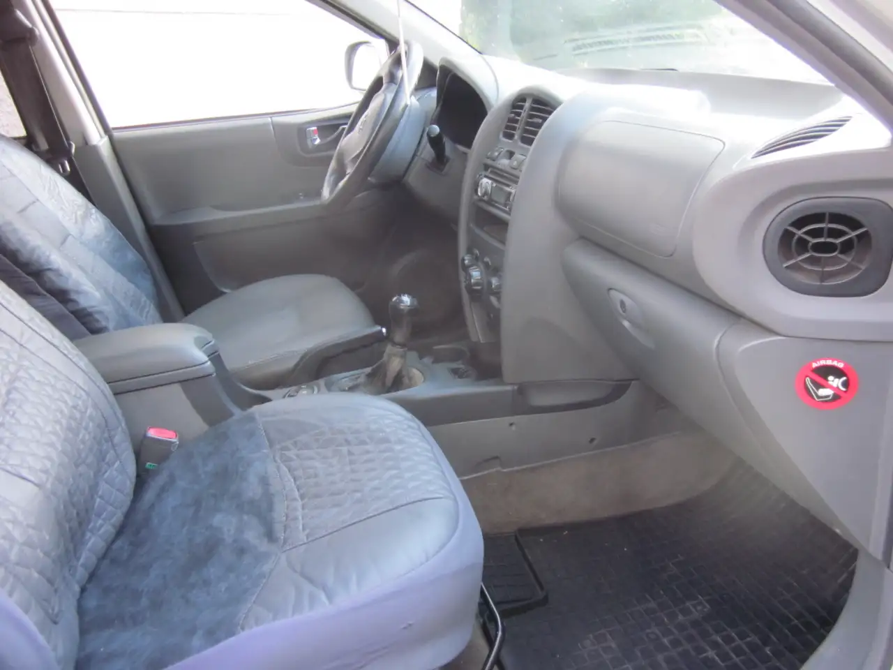 Автомобиль Hyundai Santa Fe , 2004 г.в. 2 . 0 , механика, фотография 8