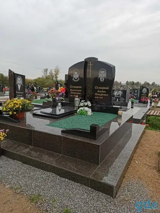 Благоустройство могил: Плитка Гресс-Керамогранит-Бессерный блок, фотография 3