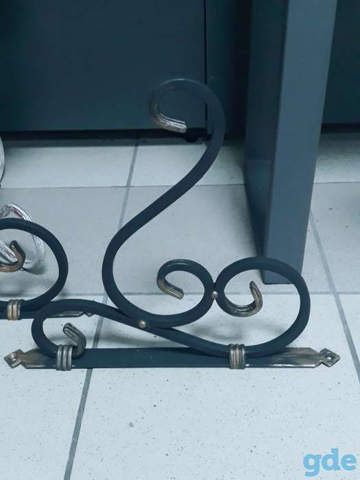 Кованый держатель для кашпо, фотография 1