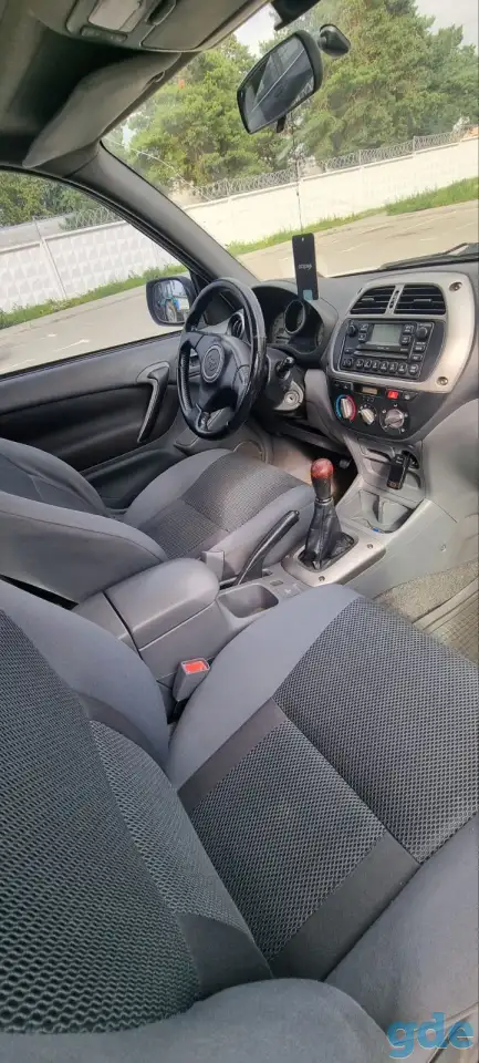 Toyota RAV 4, фотография 3