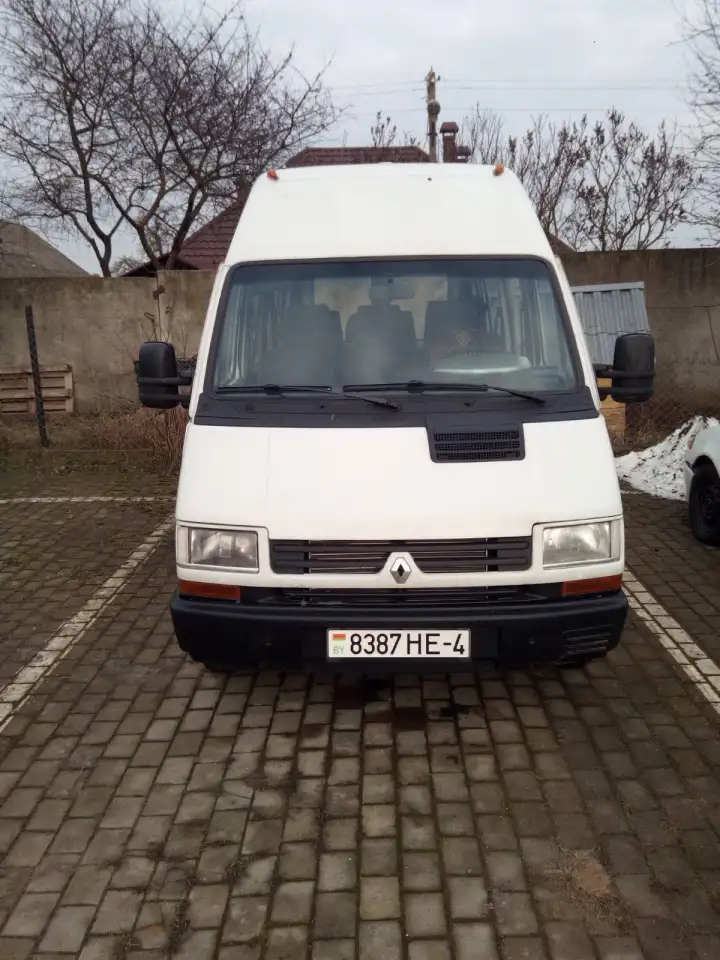 родам автомобиль  RENAULT TRAFFIC 1997 год, фотография 1