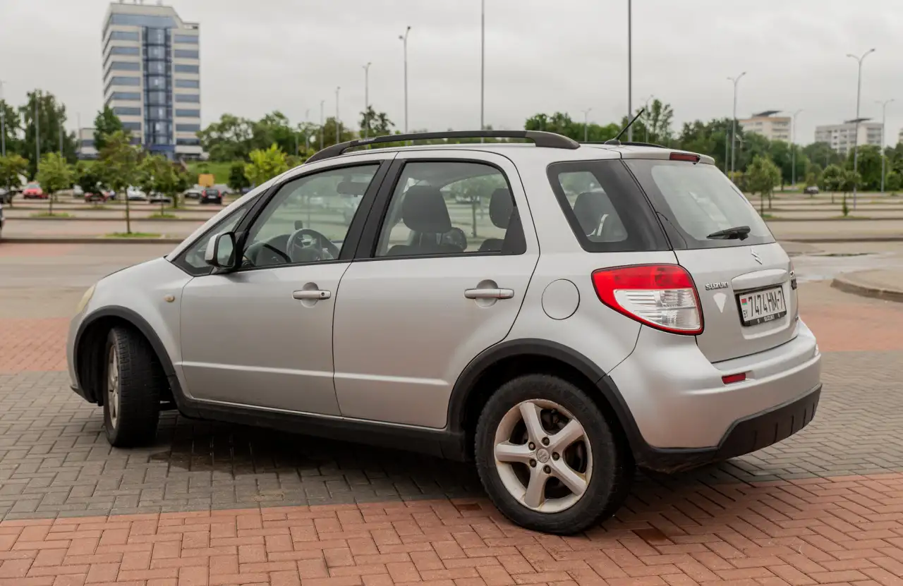 Продаю авто Suzuki, фотография 7