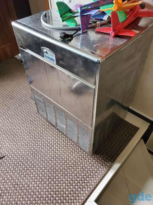 Льдогенератор Icematic E 85W Продам, фотография 2