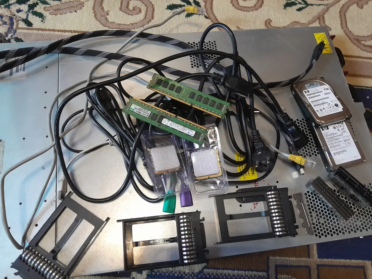 Сервер HP Proliant DL360 G7 2x Xeon X5675 60GB RAM, фотография 3