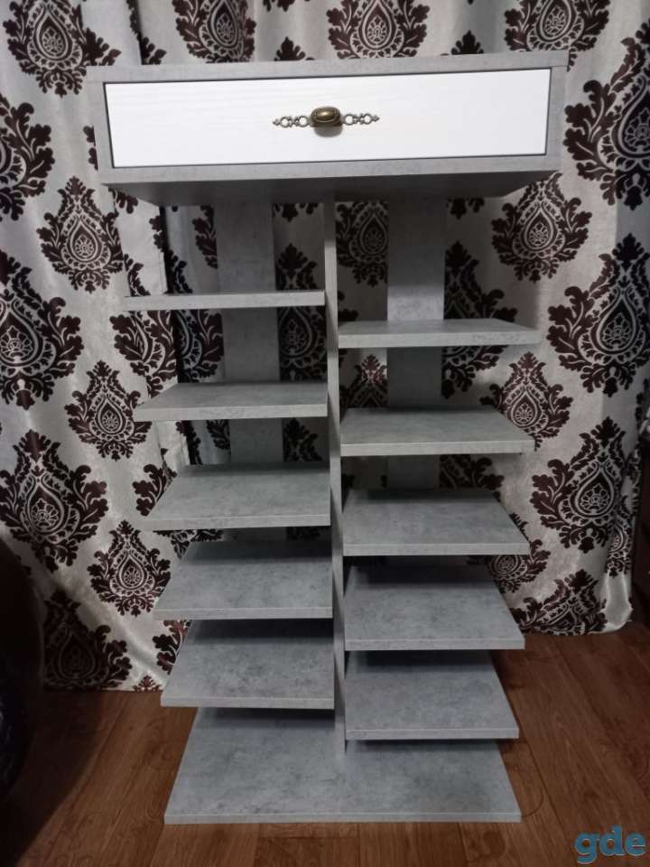 Обувница, фотография 1