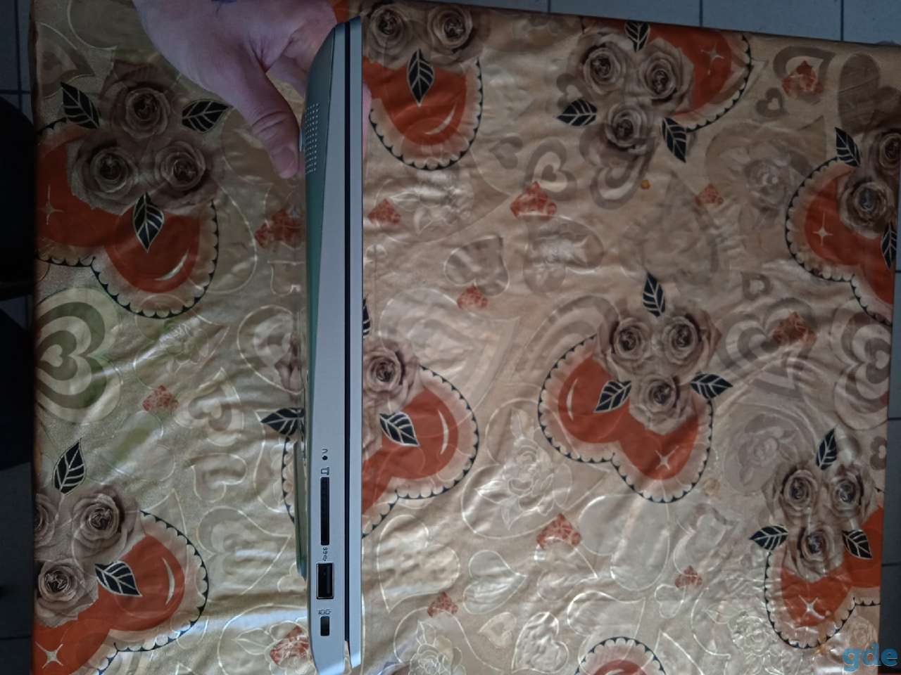 Ноутбук lenovo ideapad 330s-151kb, фотография 2