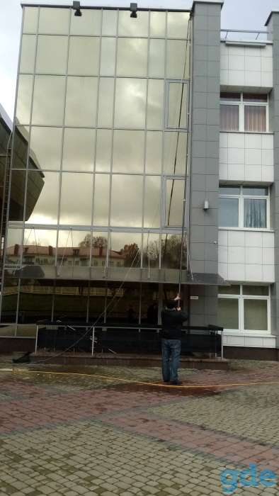Мойка окон, фасадов и остекления, фотография 4