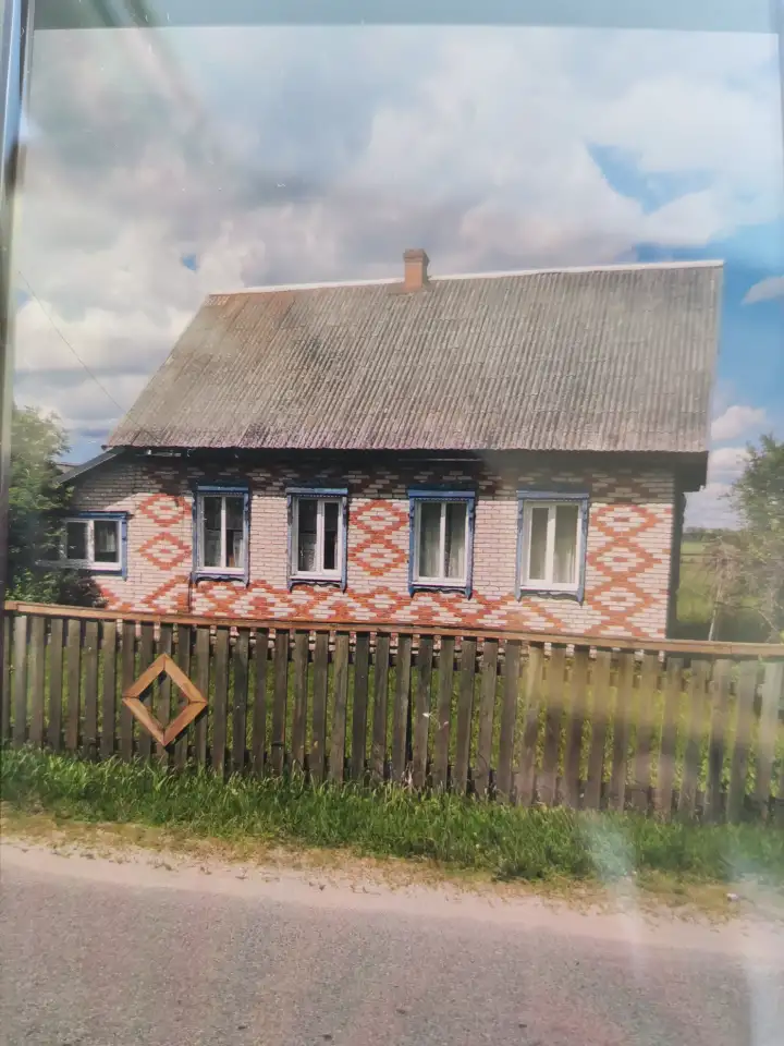 Продам кирпичный дом с хозяйственным постройками, д. Победное ул. Победы 47, фотография 1