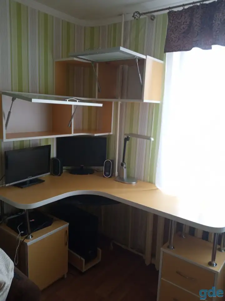 Продается комплект мебели для подростковой комнаты, фотография 1