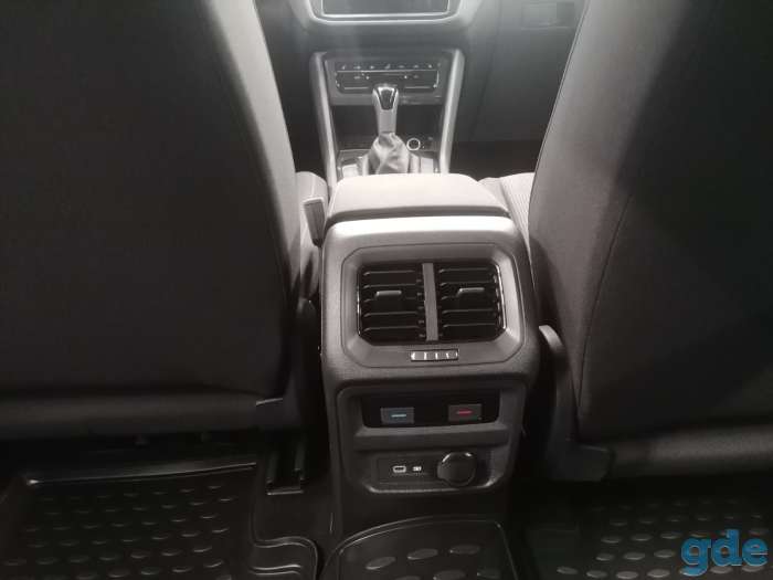 Volkswagen Tiguan, фотография 11
