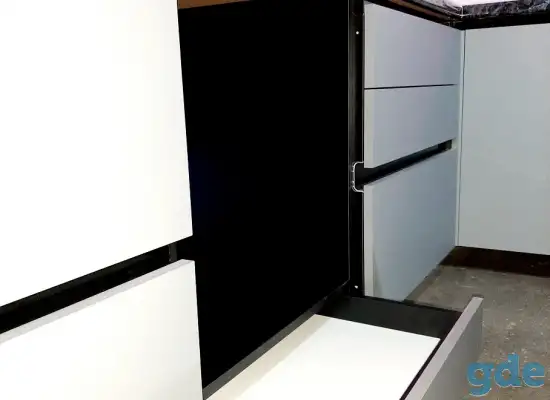 Набор мебели для кухни 
