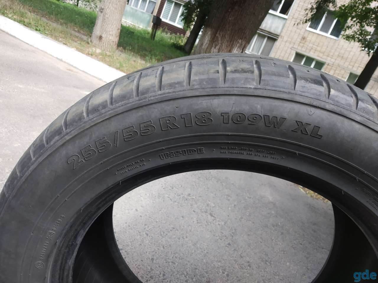 Резина на легковой автомобиль, фотография 2