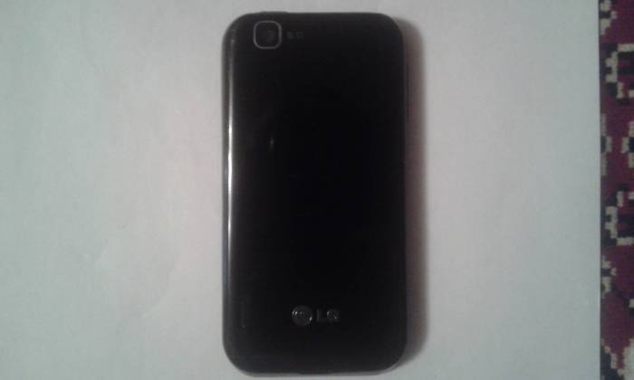 LG E730, фотография 1