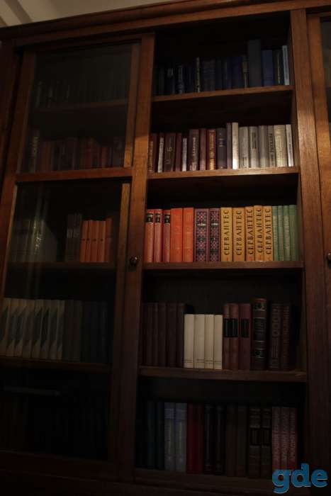 продам кни ги, открытки, швейную машинку, фотография 6
