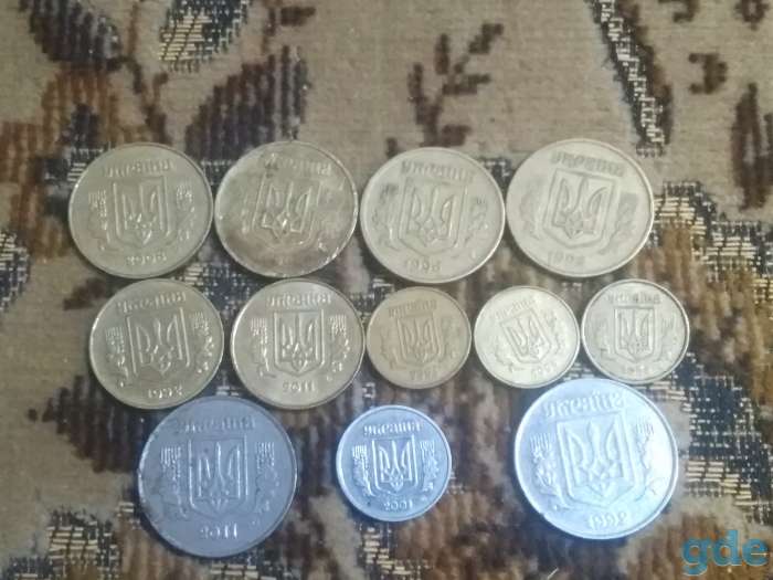 Продам 12 украинских монет за 4 рубля, фотография 2