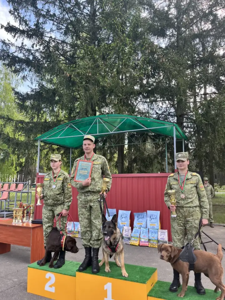 Гродненская пограничная группа осуществляет набор кинологов для службы на контрактной основе. Зарплата от 2200, фотография 1