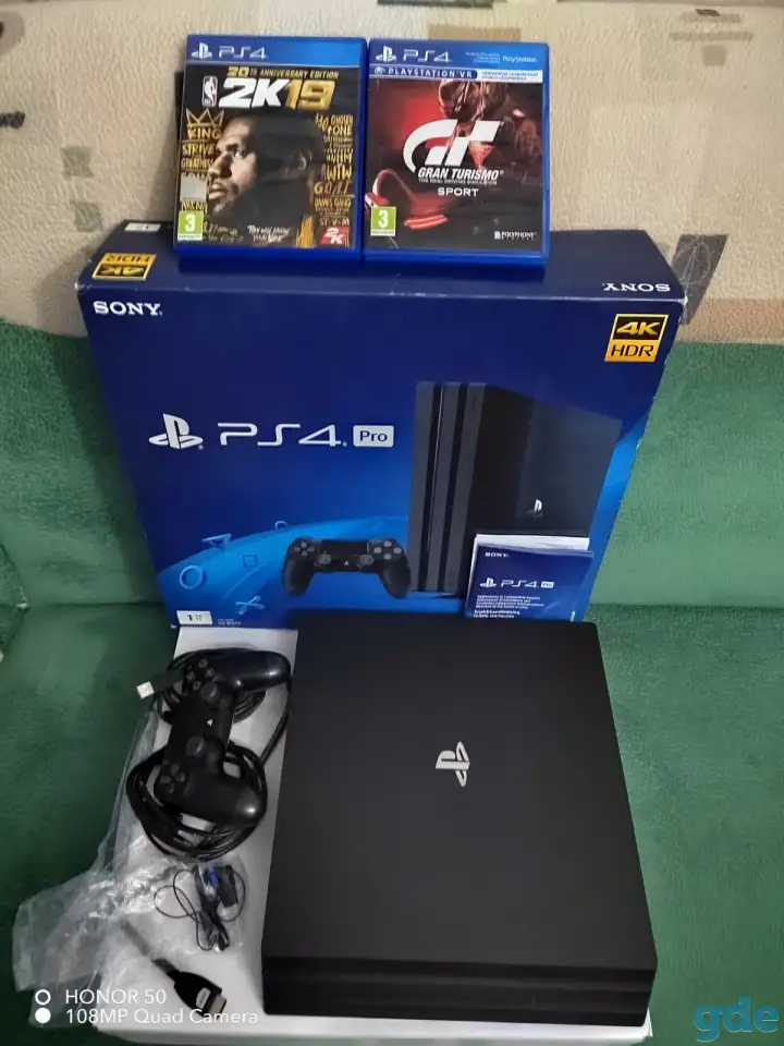 Продам игровую приставку PS4 PRO 1 TB 7216B, фотография 1