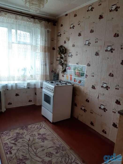 2-х комнатная на длительный срок, ул.Зои Космодемьянской, фотография 3